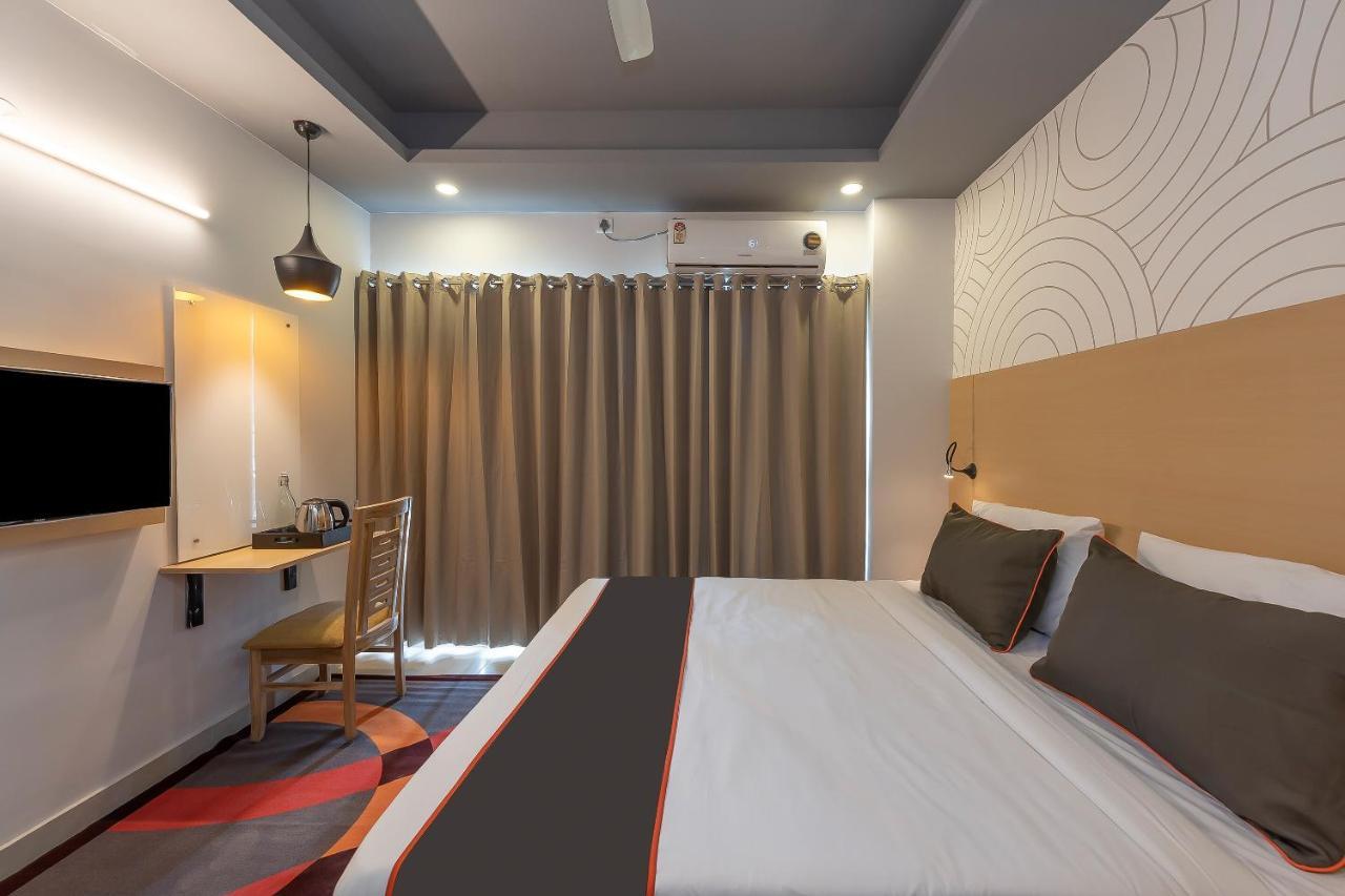 Collection O 162 Vardhman International Hotel Gurgaon Luaran gambar